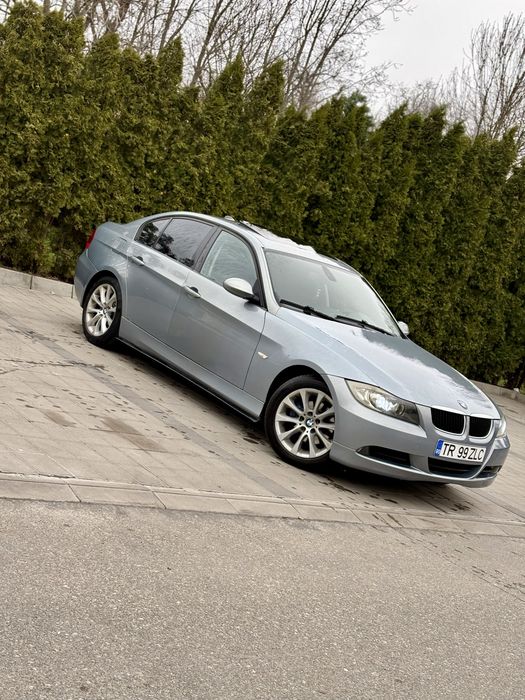De vanzare e90 320d