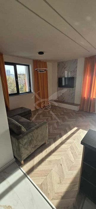 Дава се под наем Тристаен апартамент в Пловдив, Христо Смирненски - 105 кв.м за 918 € - Снимка #7