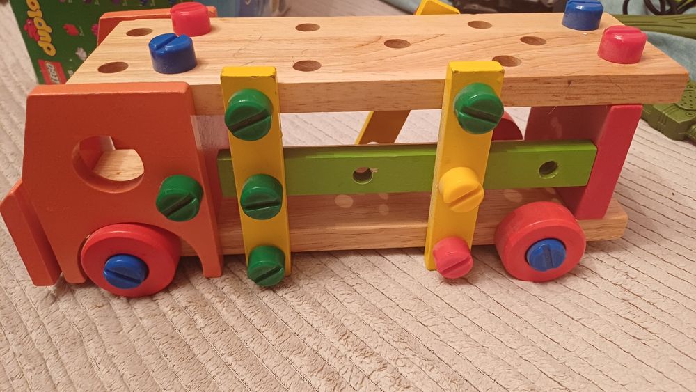 Музыкальные машинки 1500 тг