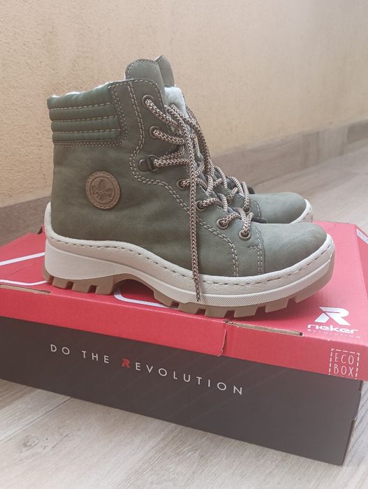 Дамски зимни боти Rieker, 37 номер, естествена кожа.