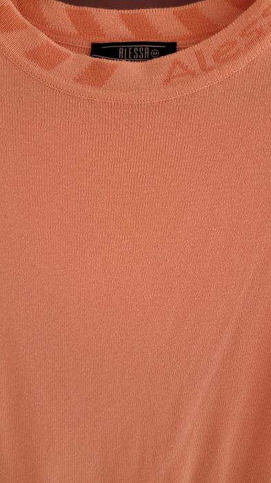 Страхотна Alessa рокля