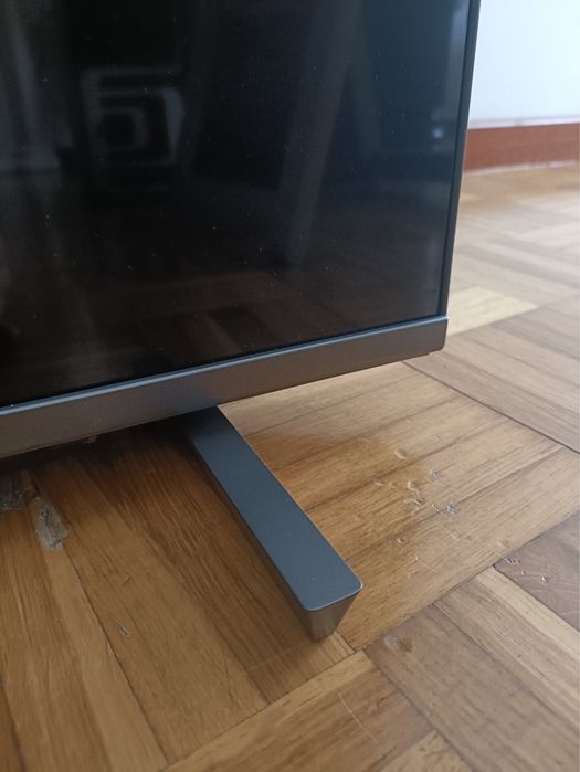 Телевизор PHILIPS Ambilight 43 инча
