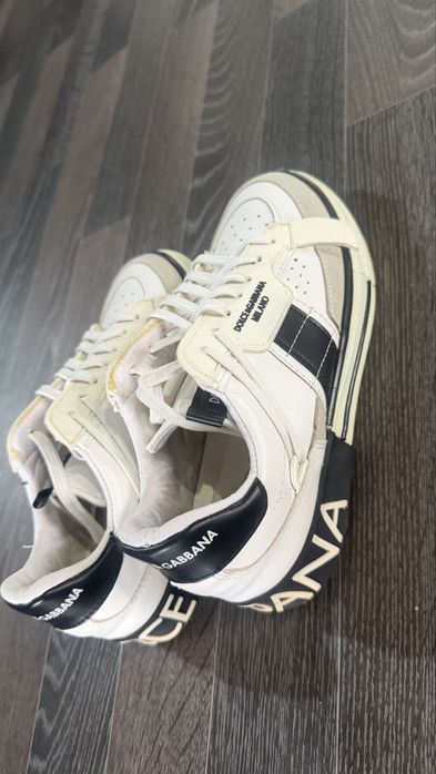 Кроссовки продам