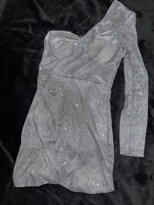 Лъскава сребърна рокля(Little Black Dress)НОВА