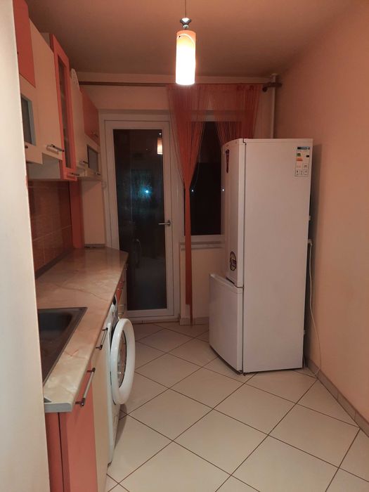 Inchiriez apartament 2 camere decomandat si mobilat Brazda - Simplon