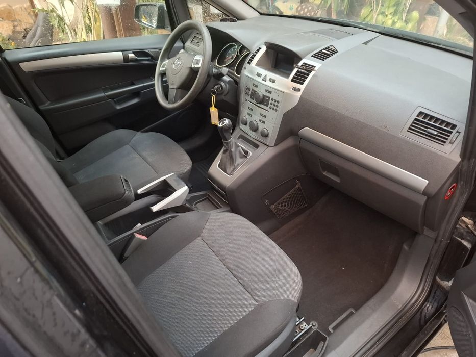 Opel Zafira B  Benzina 1.6 cu 7 locuri Jante