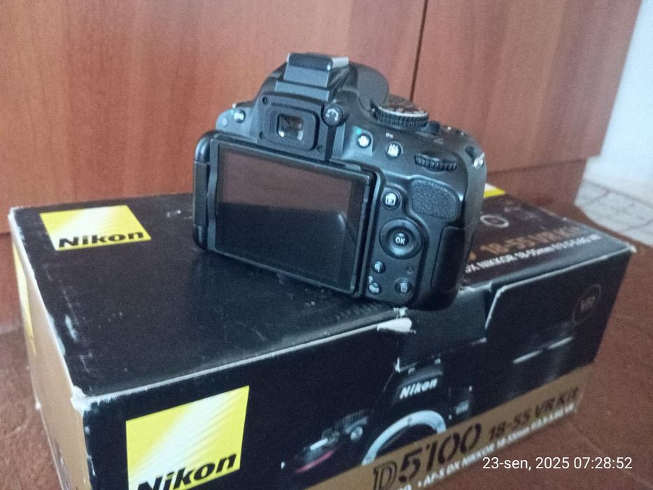 Nikon D5100 сотилади