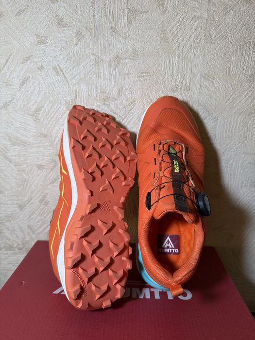 Трекинговые термо кроссовки Humtto