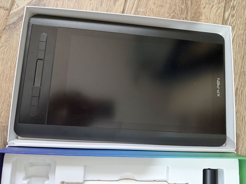 Tabletă grafică XP-PEN Artist 12 cu ecran – ca nouă, desigilată