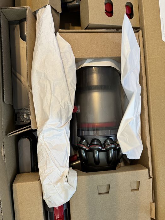 Aspirator Dyson v10 OFERTA