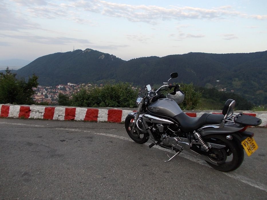hyosung aquila 650 Auto moto si ambarcatiuni OLX.ro
