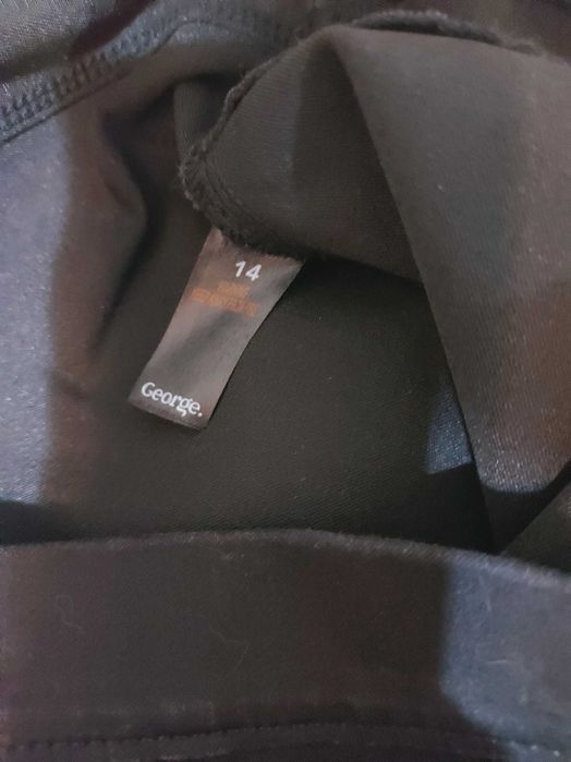 Дамски дънки George нови