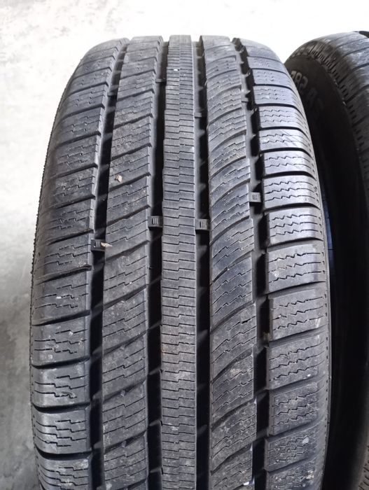 2 anvelope. All season 225/55/18 7mm profil dot 4023