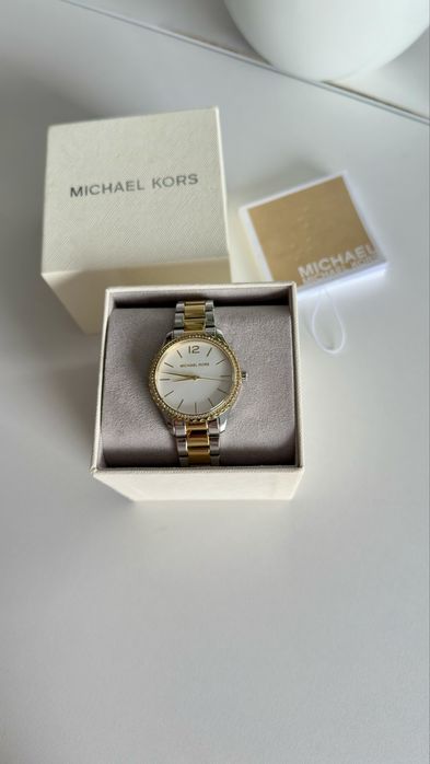 Ceas Michael Kors Corey Three Hand - nou!
