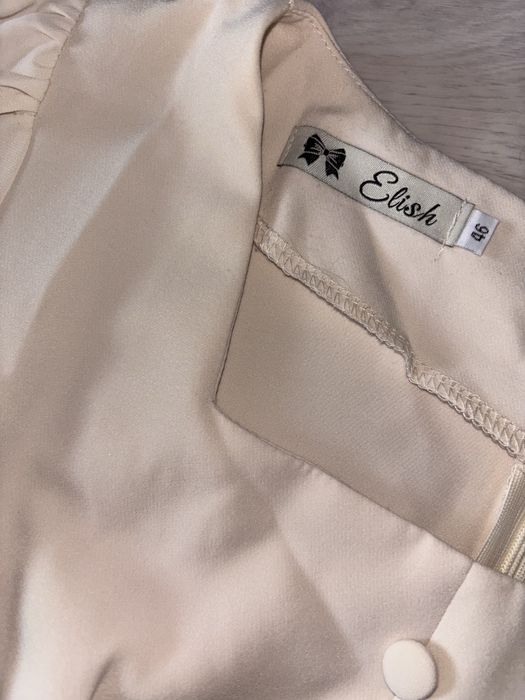 Продам платье 46 размера (б/у)