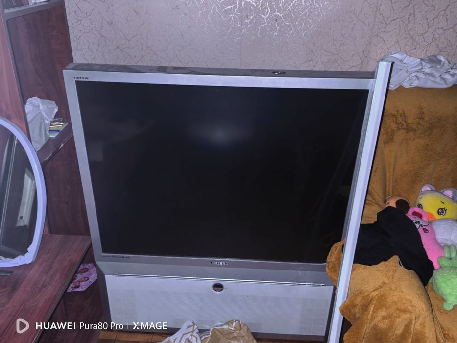Продам телевизор