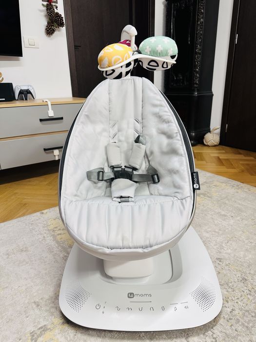 Leagăn electric 4moms MamaRoo 5.0 – Classic Grey