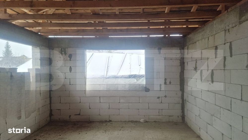 Casa la rosu si teren, 143 mp, zona Exterior Vest