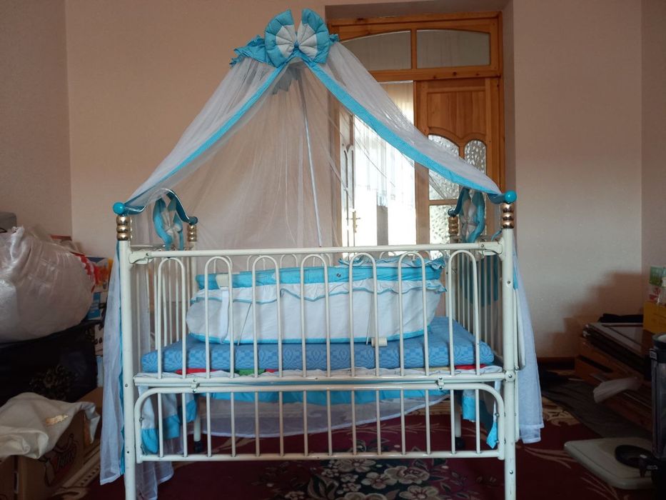 Детский кровать  хадинок