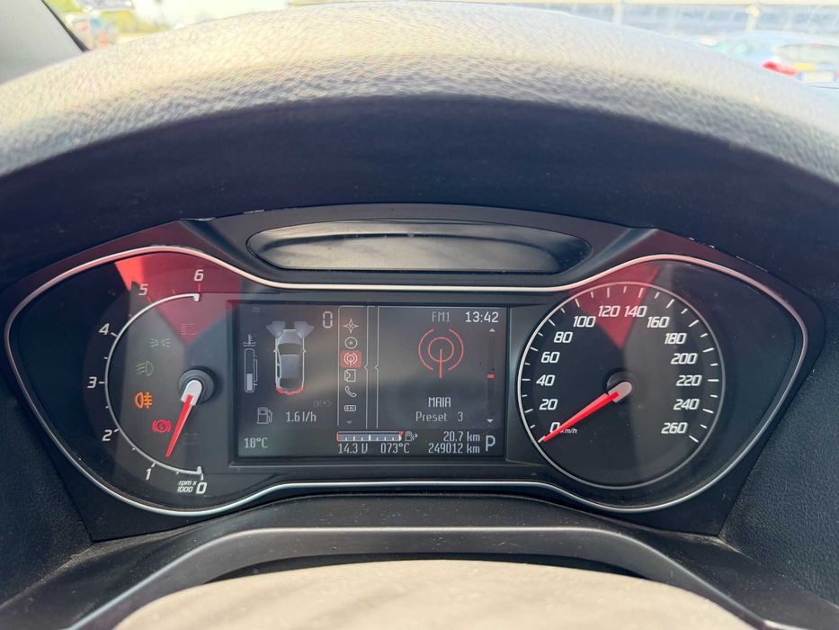 Ford S-max 2,0 дизел 163 коня
