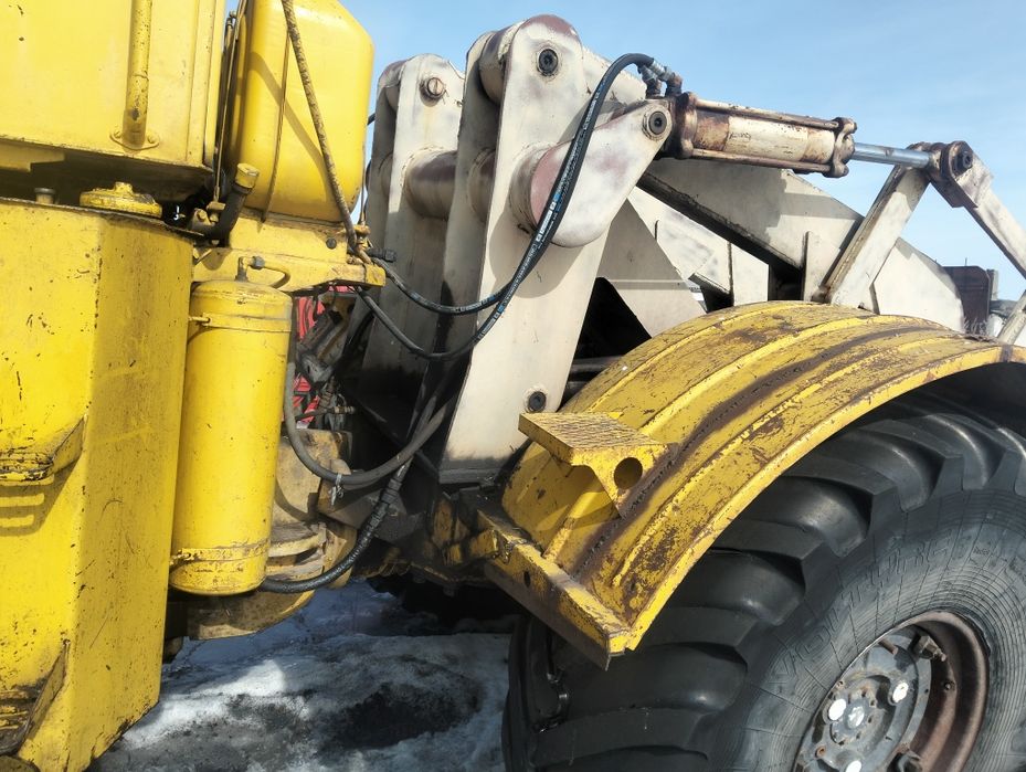 Продам погрузчик на к700