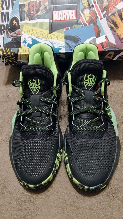 adidas D.O.N. Issue #1 Stealth Spider Man
Stealth Spider Man