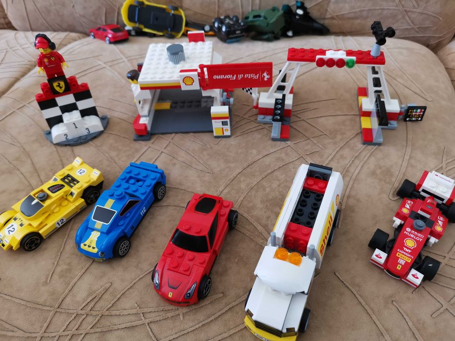 Lеgo Shell лимитирана колекция - Shell V-Power Nitro+ Ferrari
