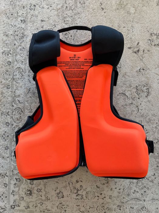 Детска спасителна жилетка