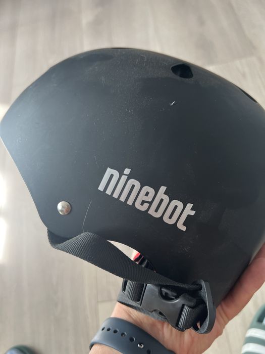 Casca Ninebot pentru trotineta electrica