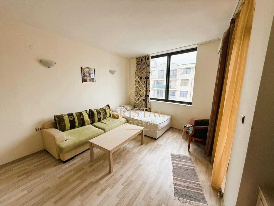 Продава се Двустаен апартамент в к.к. Слънчев бряг - 62 кв.м за 575 €/кв.м - Снимка #2