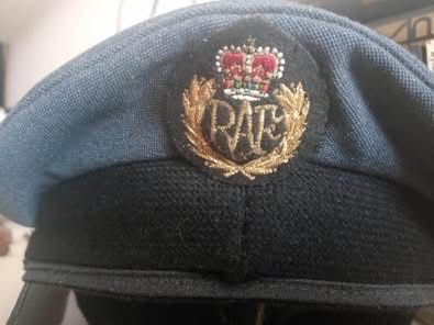 Cascheta / șapcă cu cozoroc  ofițer al Forțelor Aeriene Regale