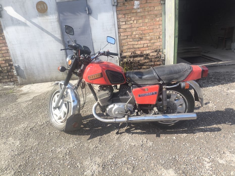 Продам мотоцикл Юпитер 5