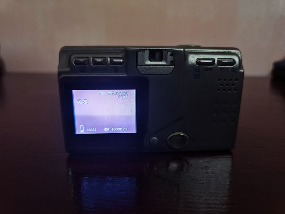 Цифровой фотоаппарат Konica Minolta DiMAGE G600