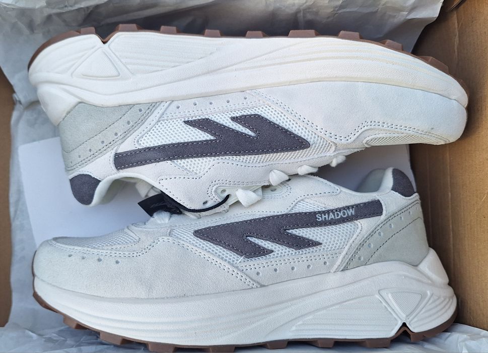 Adidasi hi-tec shadow HTS74