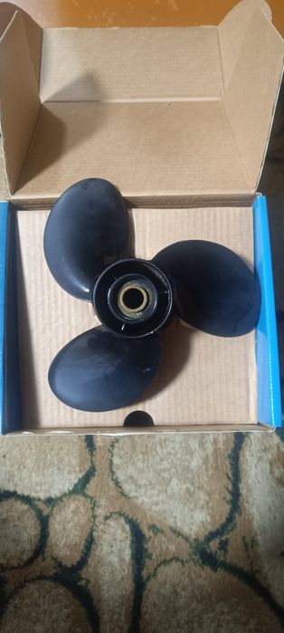 Винт для лодочного мотора