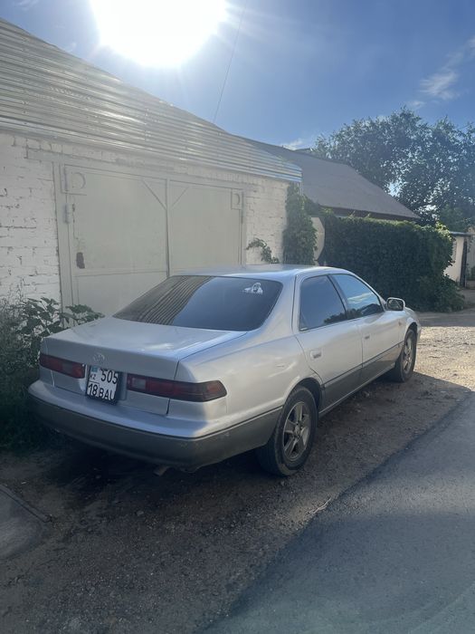 Toyota camry gracia