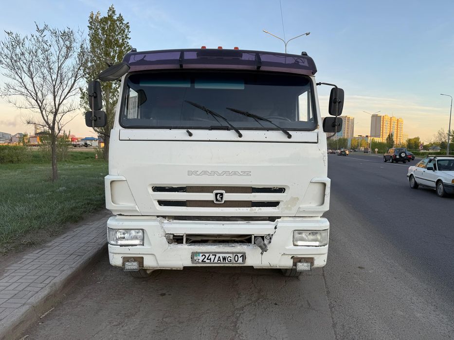 Продам Камаз тягач