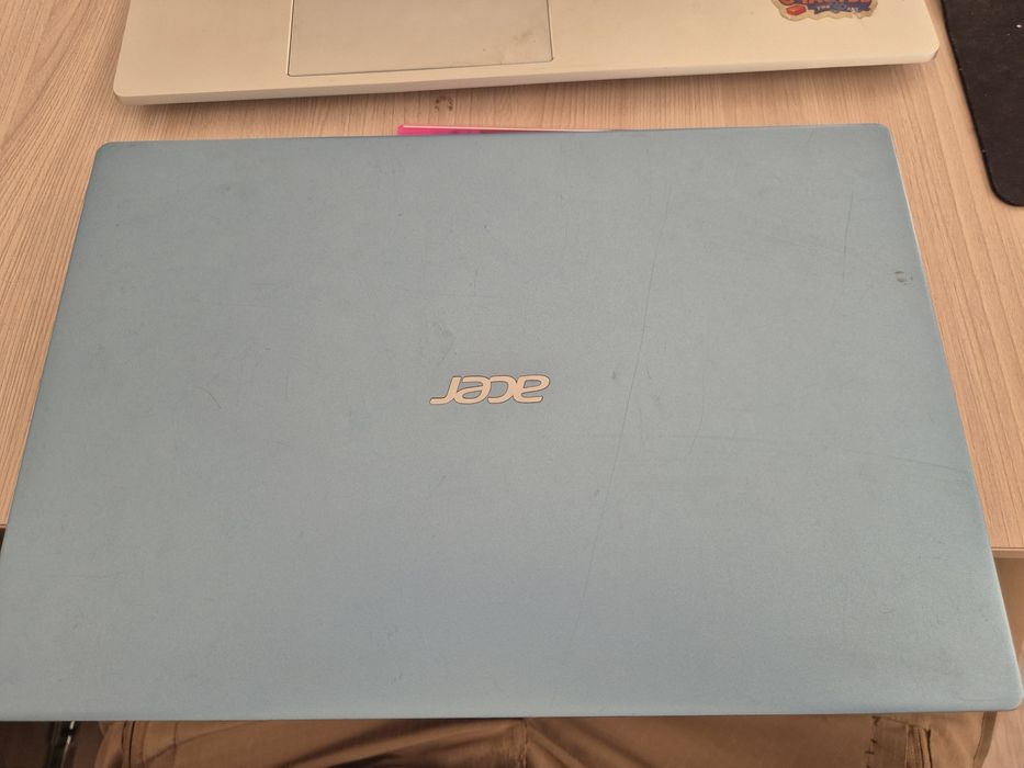 Ноутбук сатылады