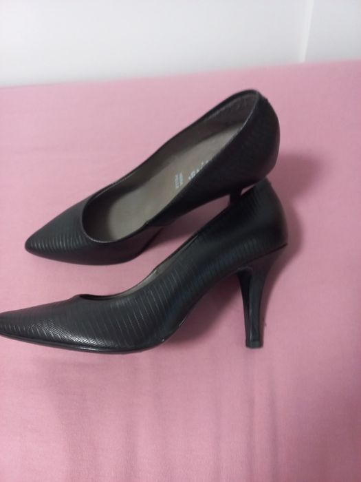 Нови италиански обувки от естествена кожа