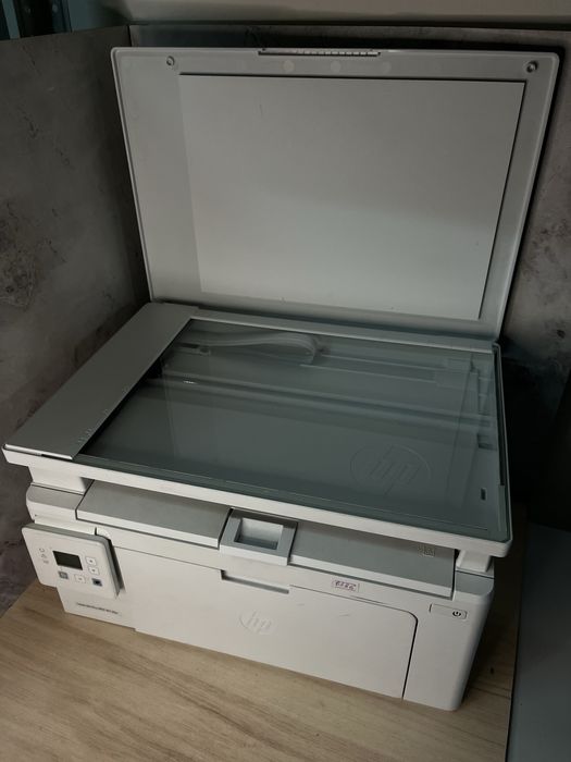 Принтер hp LaserJet Pro MFP M130