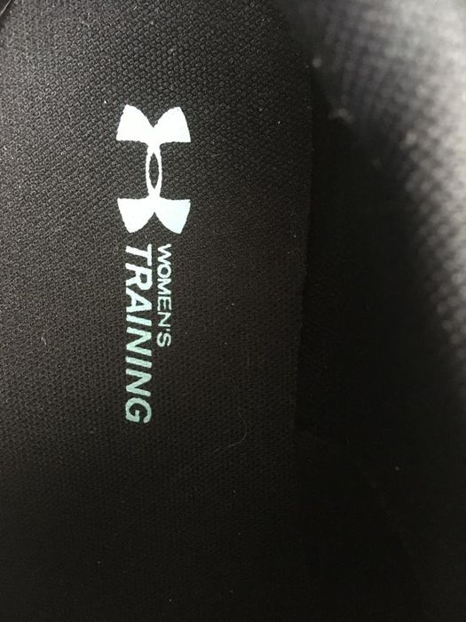 Vând adidași Uander Armour dama, mărimea 40,5