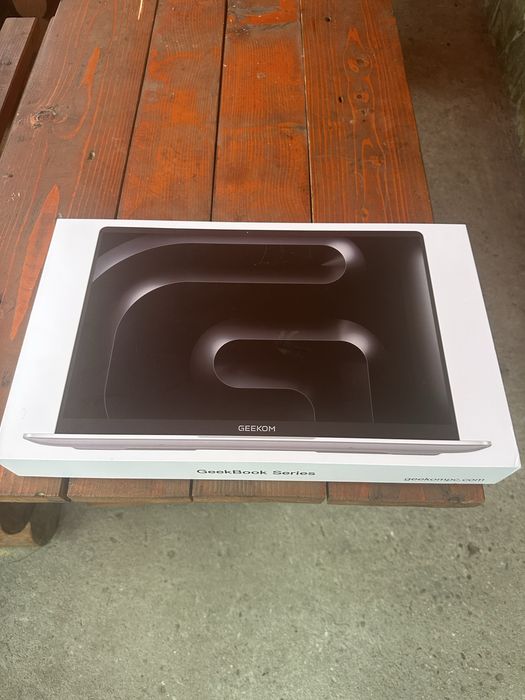 Laptop de vanzare. I 9