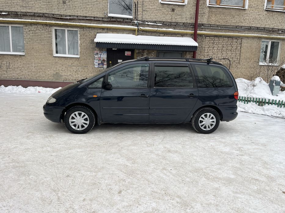 Продам Volkswagen Sharan.