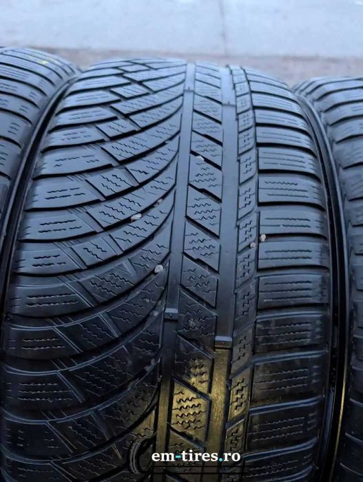 255/40 R20 • Iarna • Kumho WinterCraft WP72 101W | 4 buc | Pret/buc