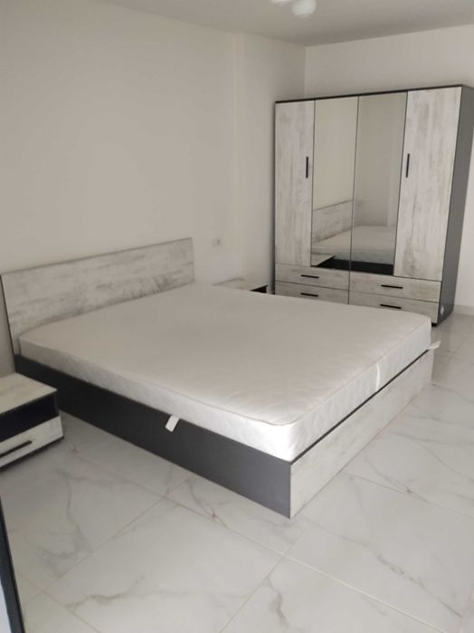 Давам под наем 3 стаен апартамент пазара