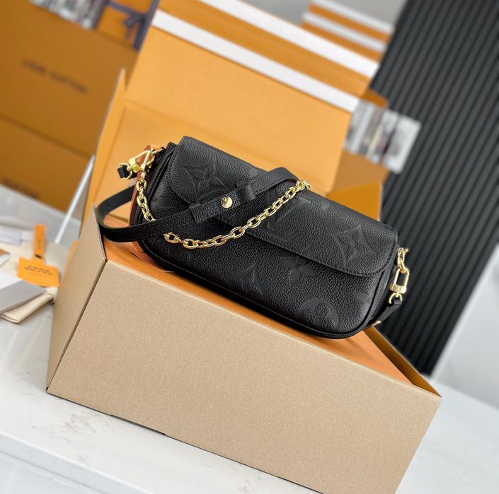 Geanta Louis Vuitton Ivy 24 cm negru, Premium