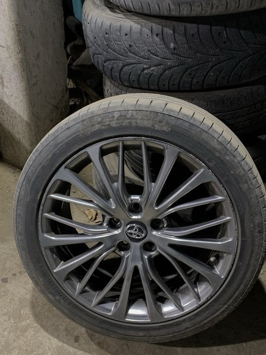 Продам Титанки oт Camry 70 R18.