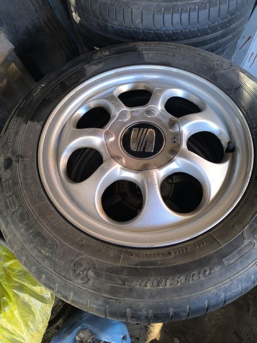 Джанти Сеат Толедо с летни гуми