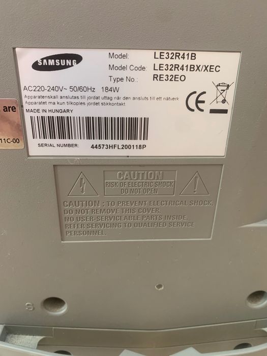 Samsung LCD телевизор 32 инча