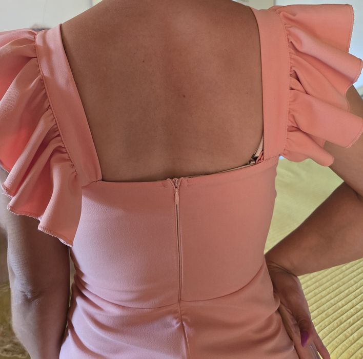 Къса официална рокля